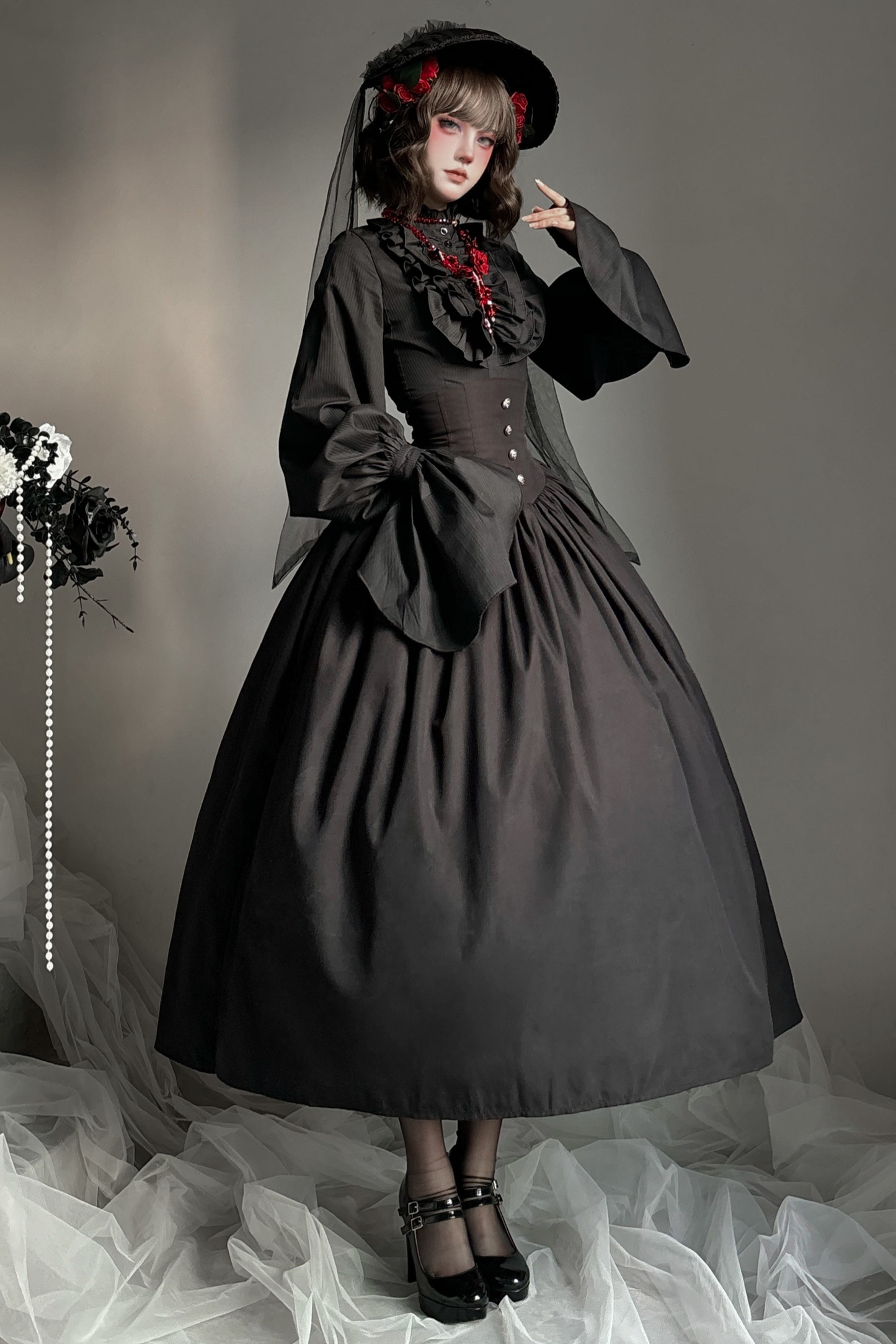 ゴシックロリータケープ+シャツ+スカート+リボン+ボンネット
