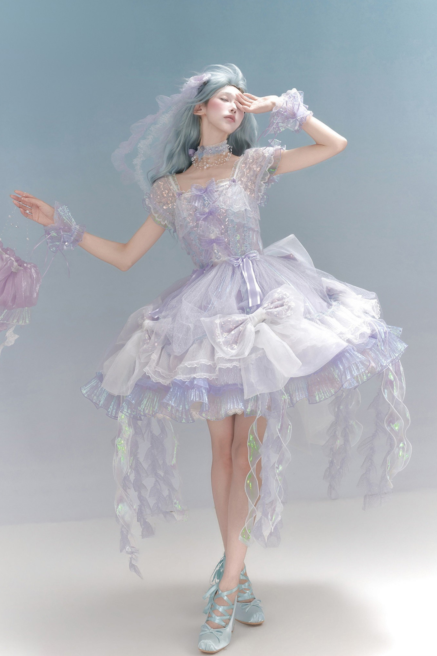 [Reservierungsschluss 1. August] Blau/Weiß/Lila Quallen-Feen-Lolita-Kleid mit Schleifen und Aurora-Schleppe