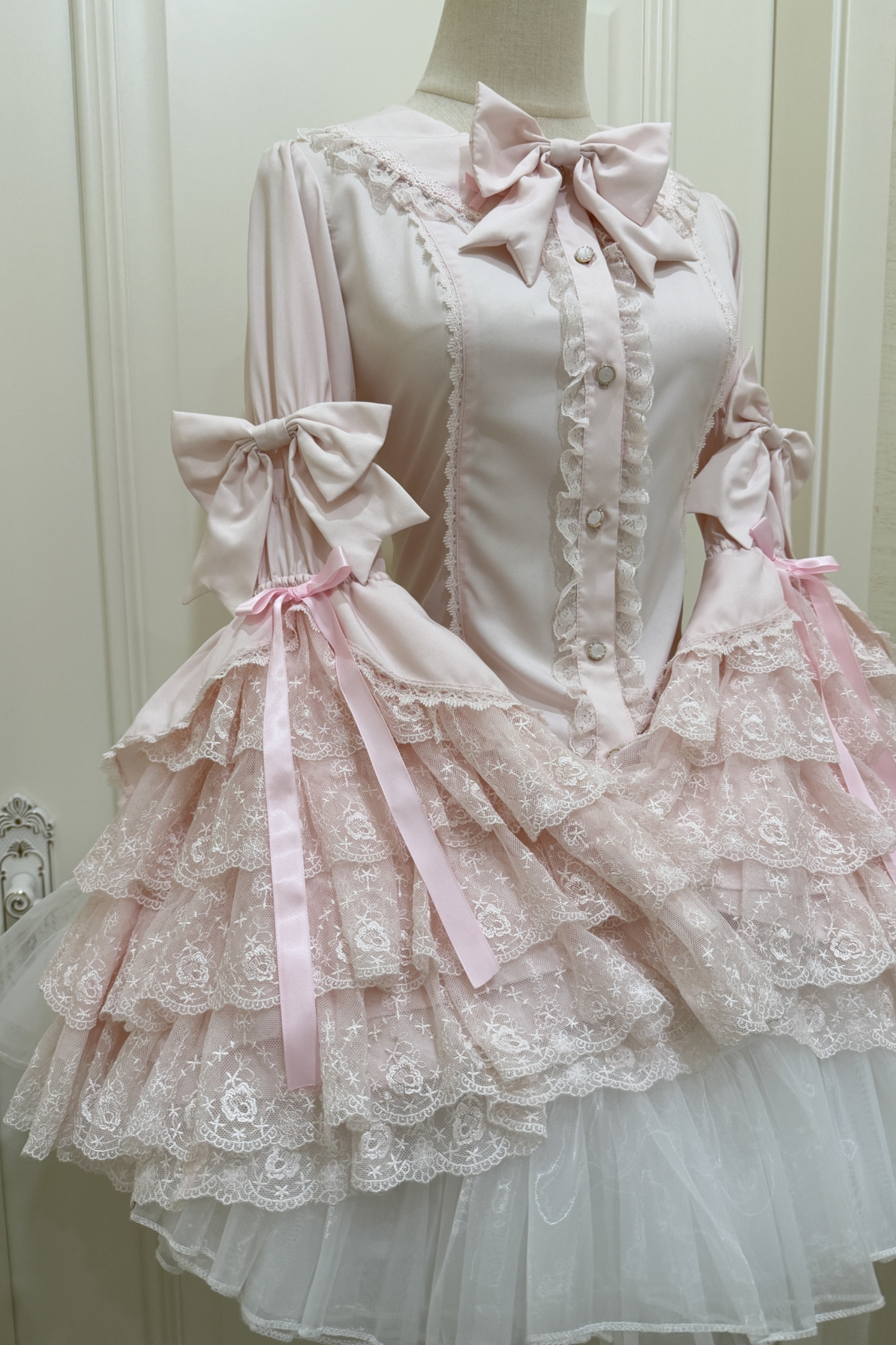 プリンセスリボンフリルスリーブシャツ