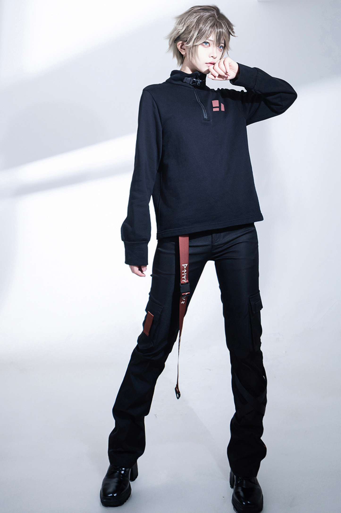 モードスリムフィットパンツ