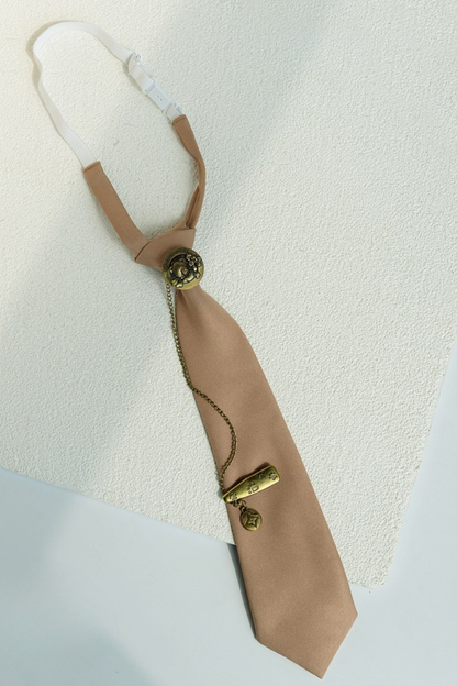 Bare Button Mode Necktie