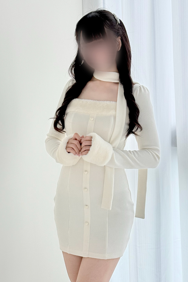 Point Boa Design Tight Dress