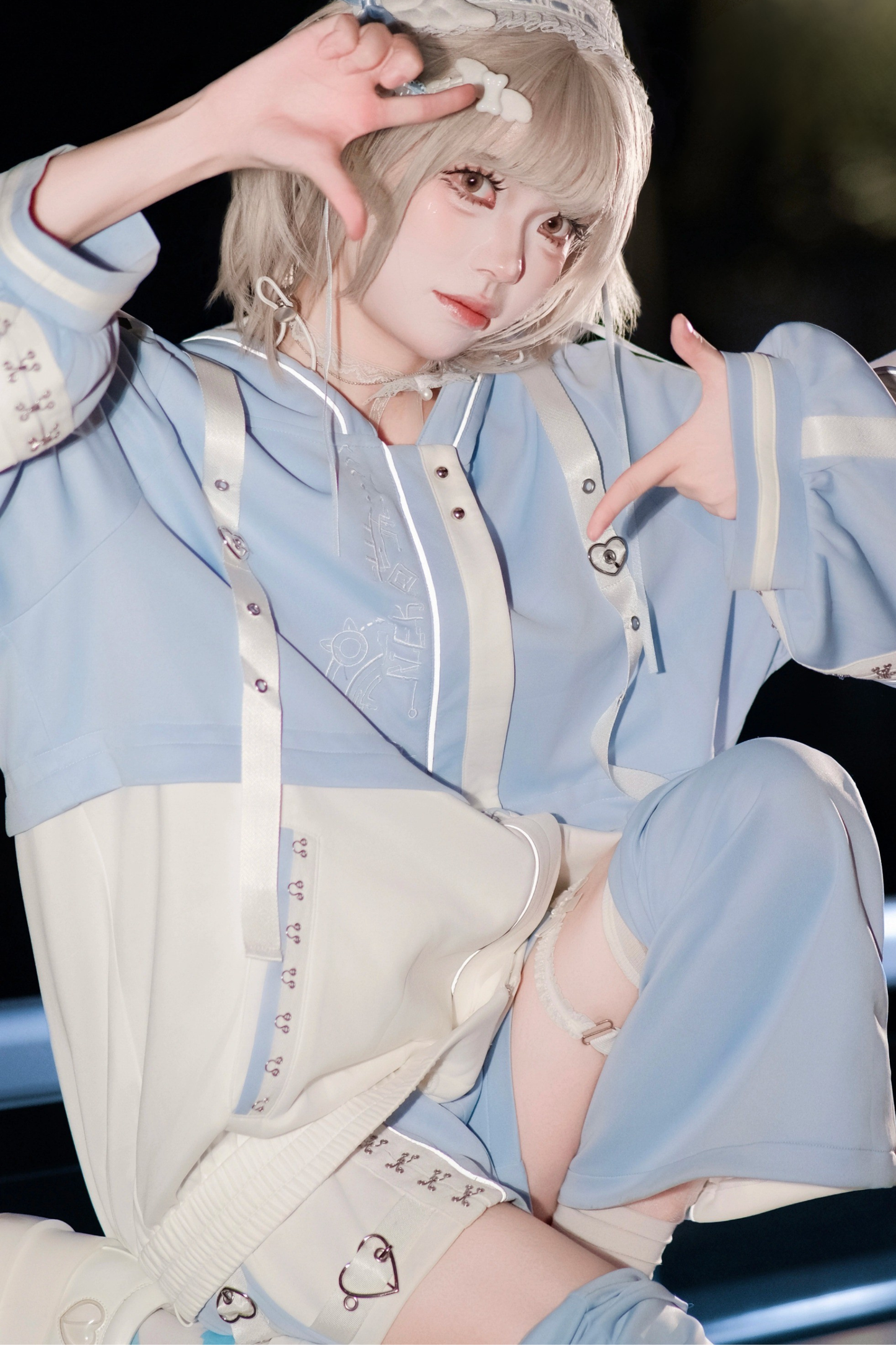 【天使界隈】サイバーテクノロジージャケット+ショートパンツ+レッグカバー