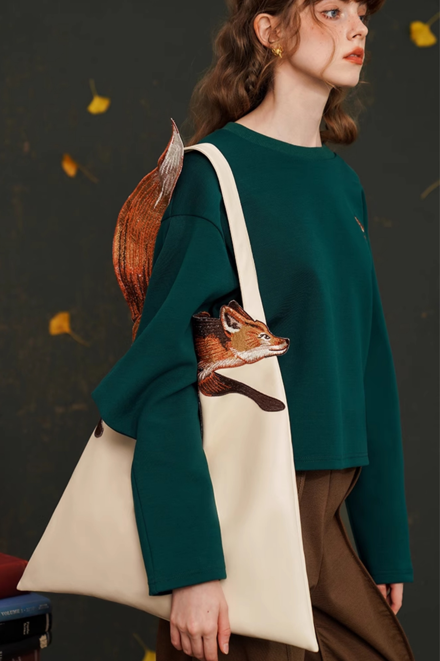 キツネショルダーキャンバスバッグ