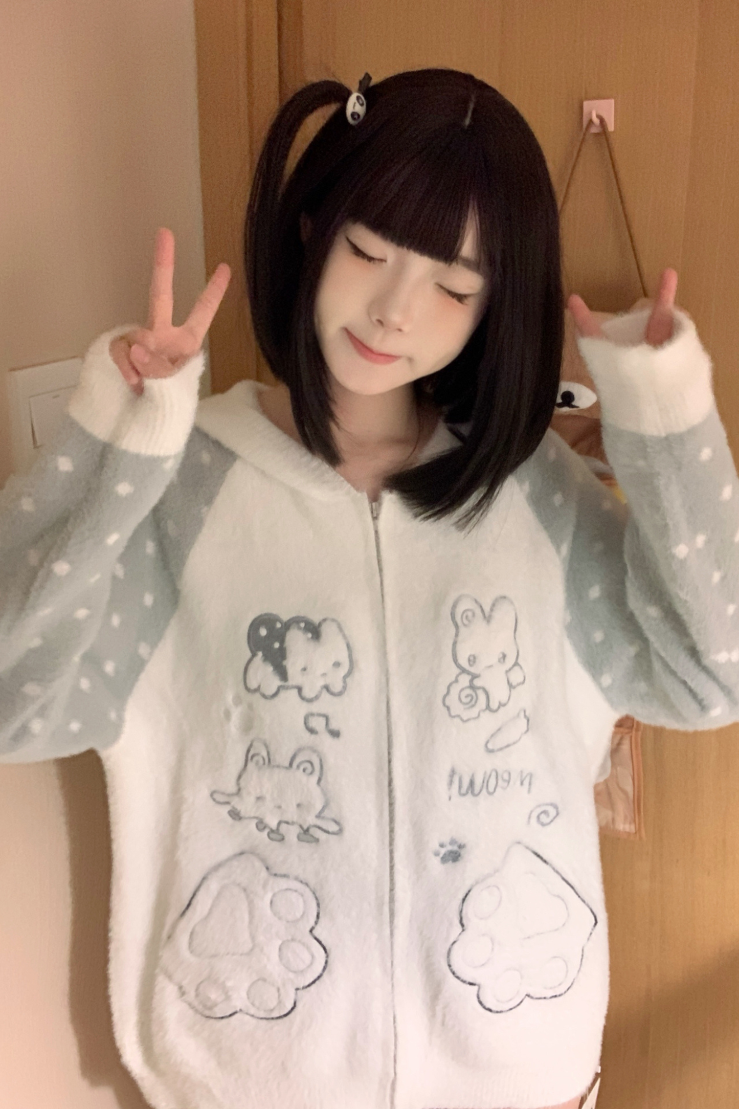 ボーダードットラビットフードニットパーカー