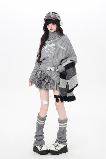 タートルネックルーズニット