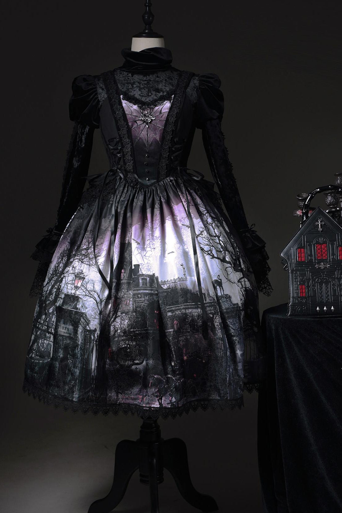 [Deadline for reservations: February 23] Horror House Spider Web Dark Gothic Suspended Dress