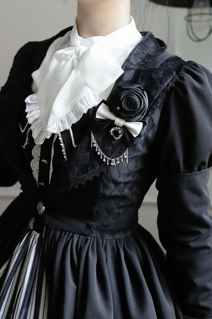 【10月3日予約締切】Black/White Elegant Gothic Series Accessories(Black Butterfly Print Striped Ribbon Hat, Black Rose Ribbon Brooch, Ribbon KC, Hair Clip Pair, Bonnet)