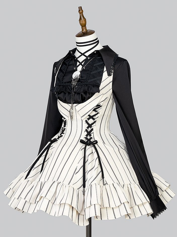 【12月29日予約締切】ゴシックロリータストライプバッククロスフリルサスドレス