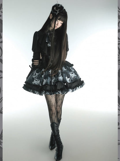 [Précommande jusqu'au 13 mai] Chemise à volants noire à fleurs gothique Bone Iris + jupe corset + accessoires