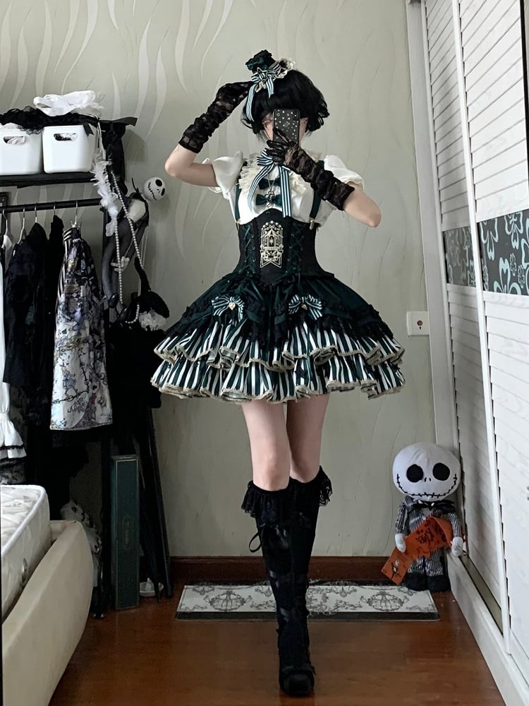 [Pre-order Deadline: May 20] Magical Girl Lolita Elegant Lace Puff Sleeve Shirt + Black x Green Ribbon Corset Tiered Dress + Mini Hat