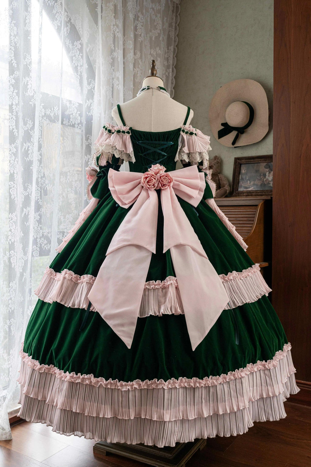 [Reservations] Rose Elegant Retro Classical Jewel Ribbon Dress