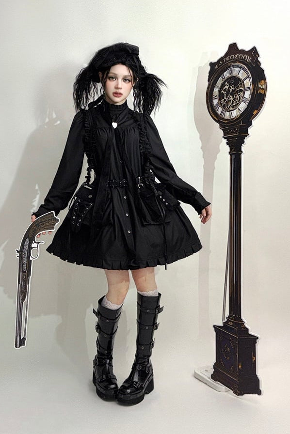 【11月6日予約締切】White/Black Gothic Lolita Drawstring Frill Strap Doll Dress