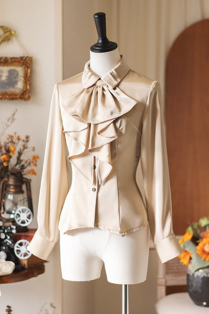 レトロエレガントサテンブラウス