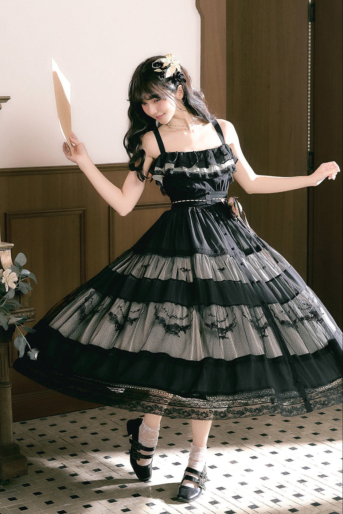 【Cierre de reservas: 22 de junio】Vestido romántico en capas con bordado floral azul/negro