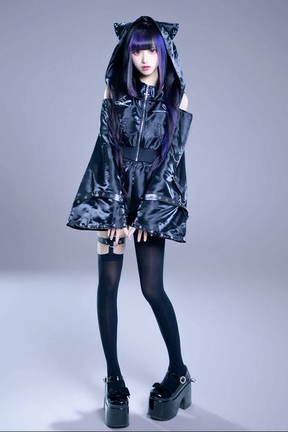 [Vorbestellungsartikel] Glänzende und mattschwarze Gothic-Cyber-Katzenohren-Kapuzenjacke mit freien Schultern und Reißverschluss+kurze Hose mit Beinringen im Set