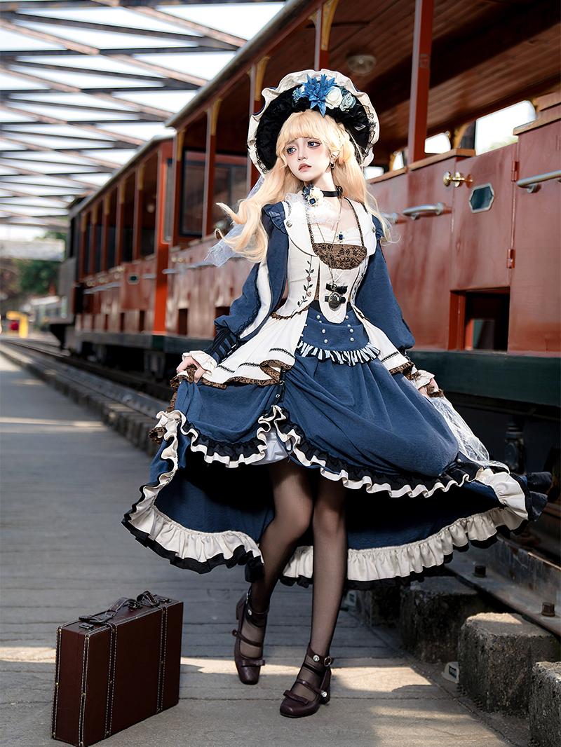 [Reservation Deadline: February 23rd] Classic Elegant Traveler Princess Dress Suit Complete