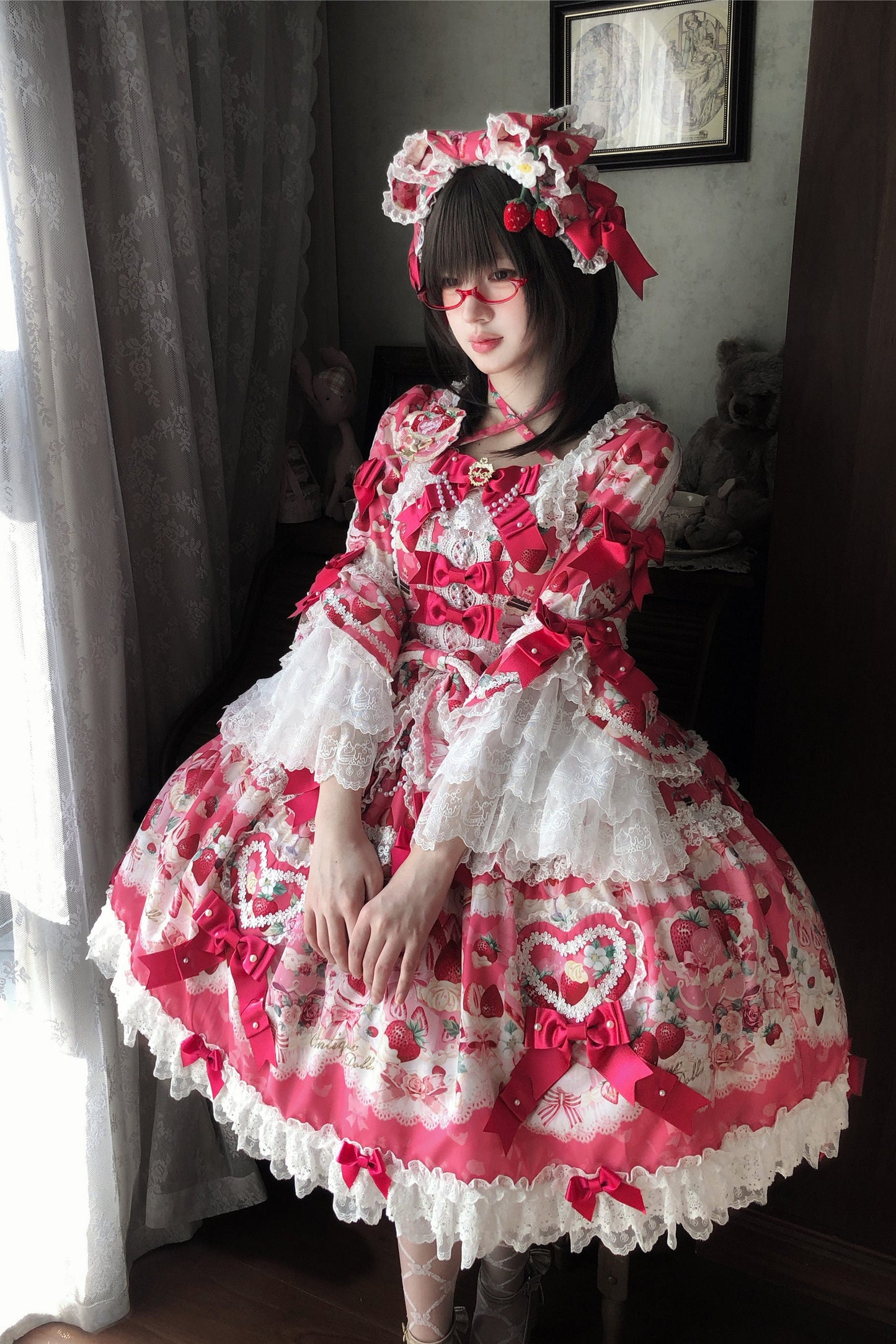 【2月27日予約締切】ストロベリーアンティークドールドレス＋フルセット＋ボンネット＋カチューシャ