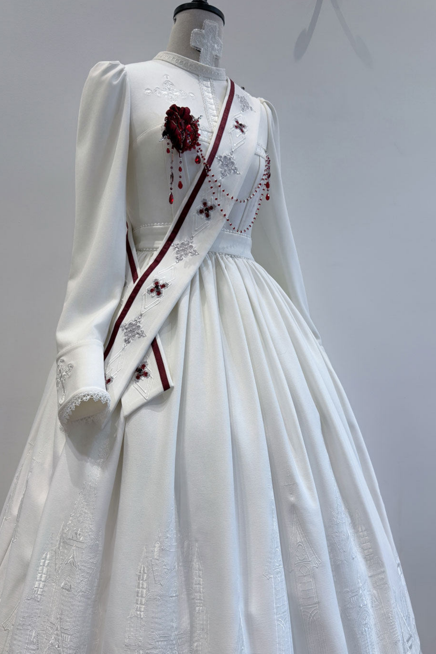 【4月19日预售截止】哥特蕾丝连衣裙+胸衣+裙子+上衣+发带+帽子+胸针