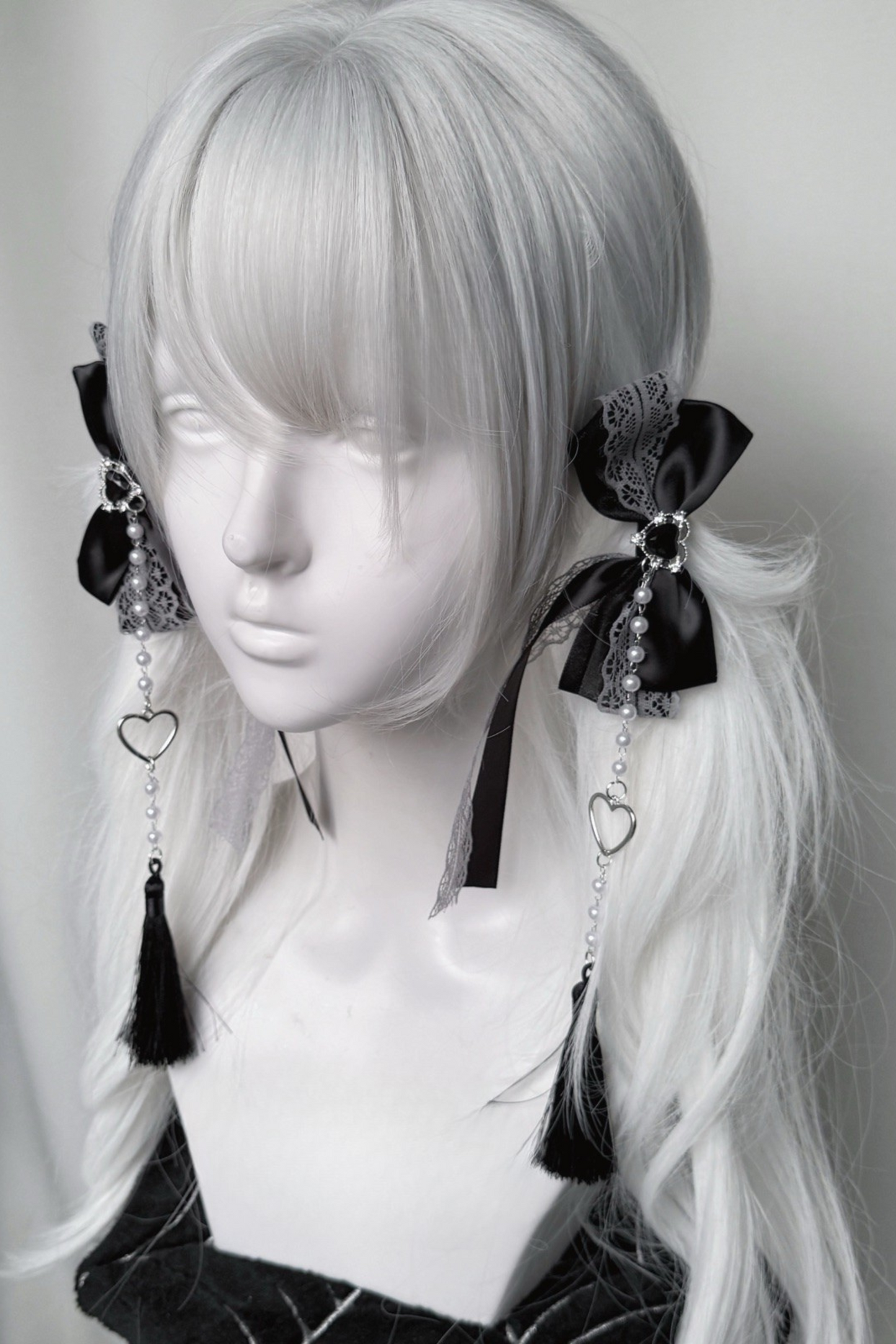 Dark Chinese-Style Tassel Rhinestone Hair Trim Clip