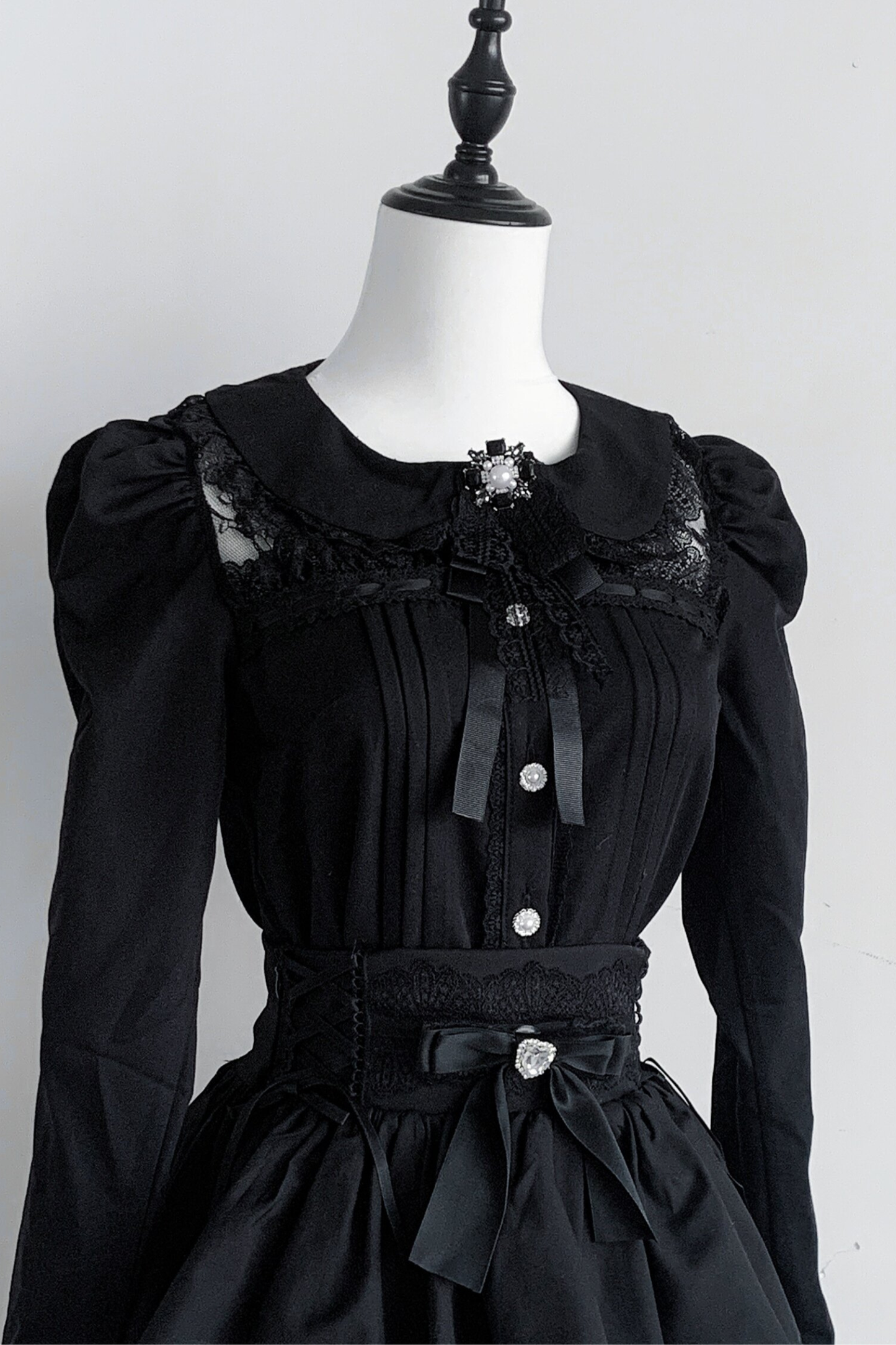 ダークレーストップス+スカート