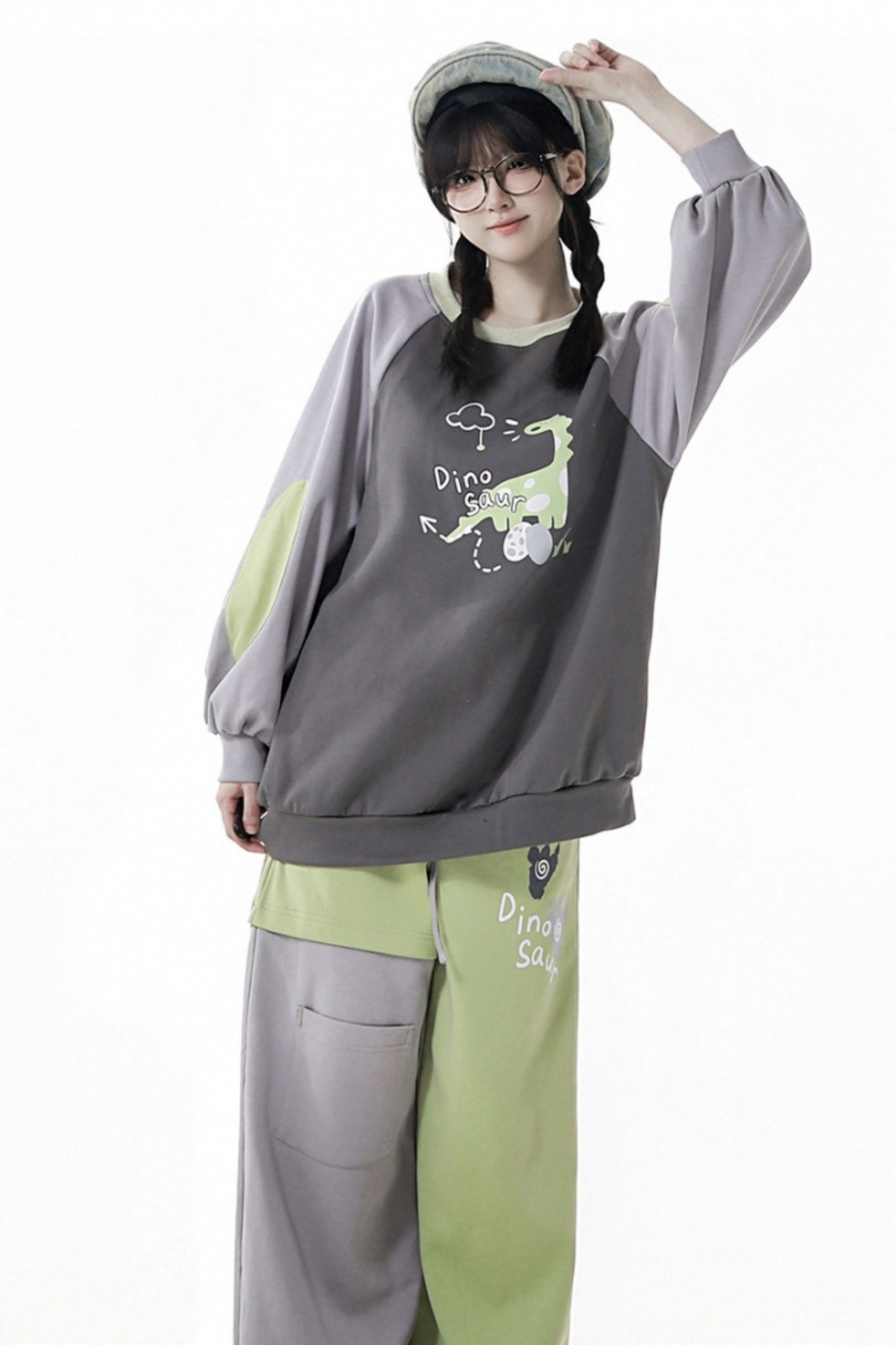 フォレストティーカジュアルフードスウェットス+スウェット+アシメパンツ+カジュアルパンツ