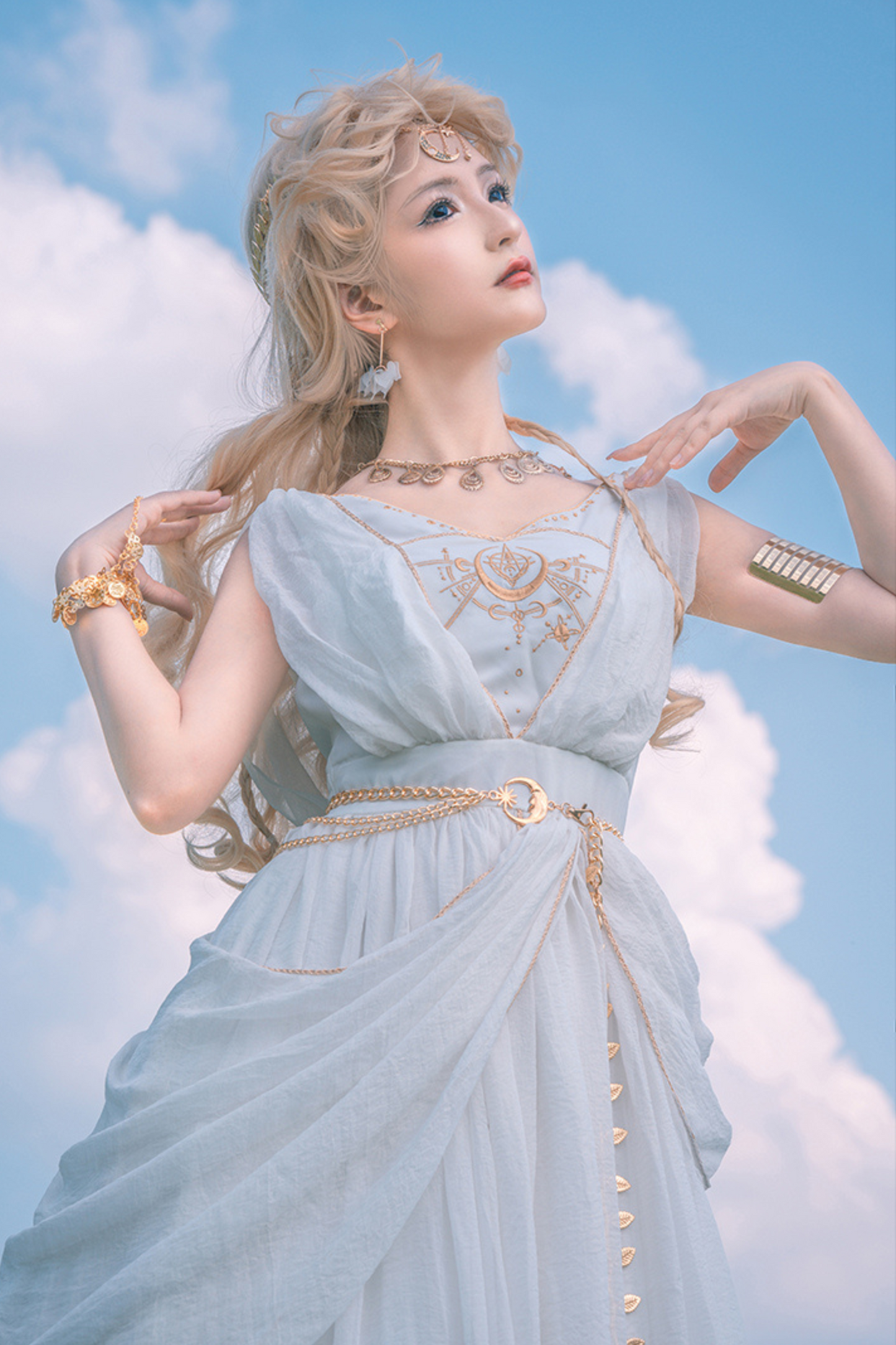 Exotic Elegant Kula JSK with waist chain + shawl + bracelet + necklace