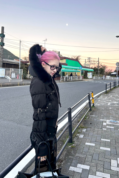 バックルストラップパンクアウター