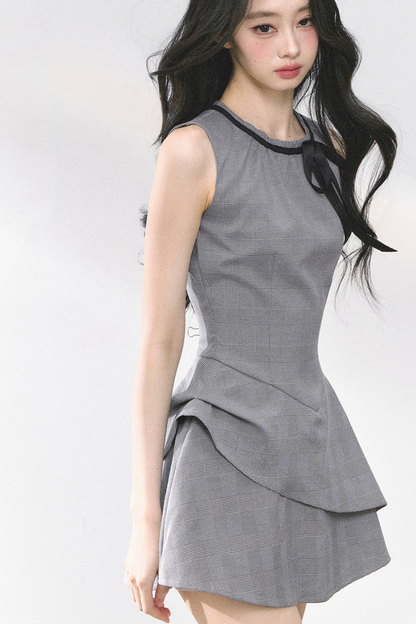 フレンチガーリーリトルリボンノースリーブワンピース