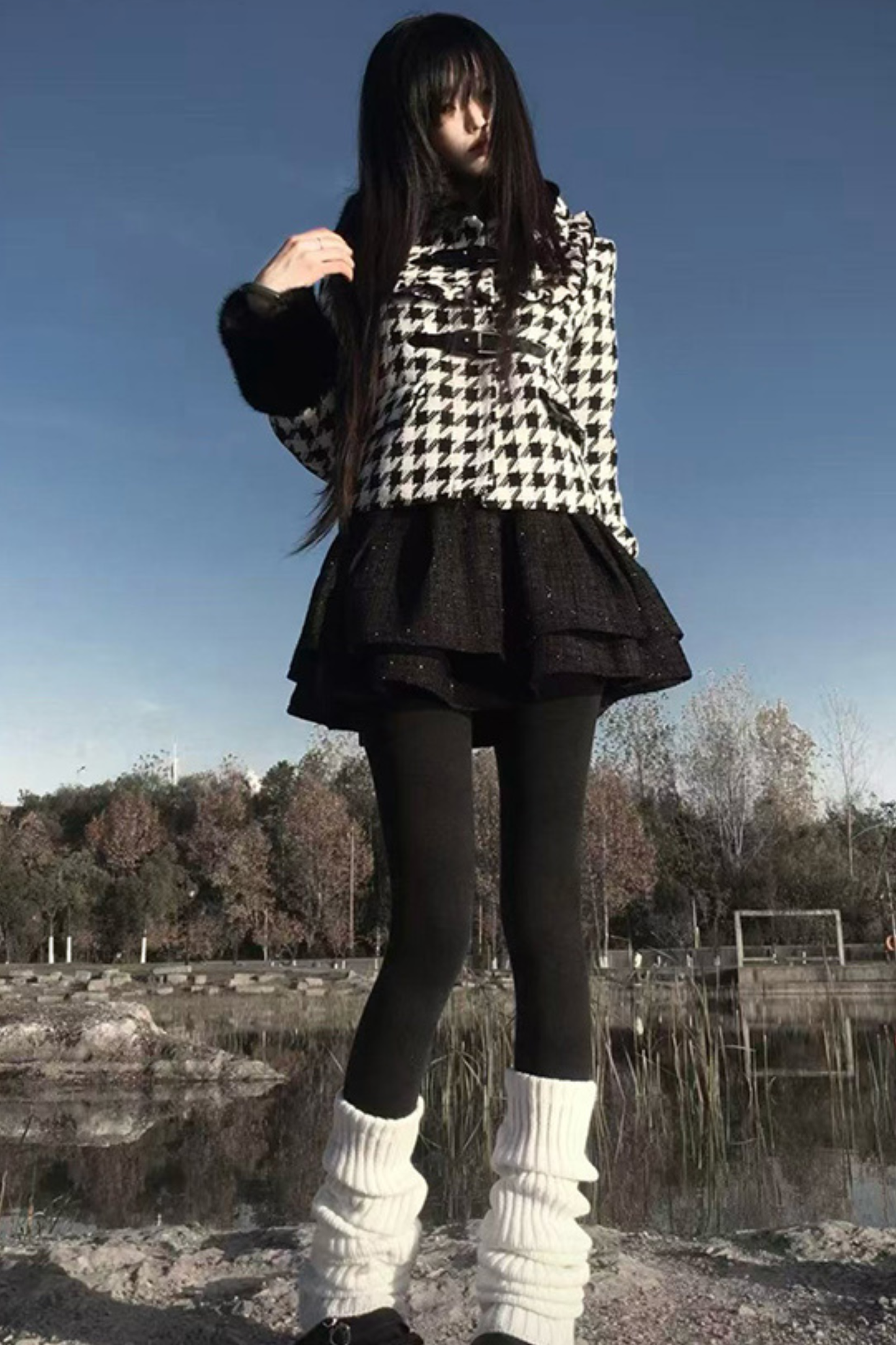 千鳥格子スイートジャケット+ブラックラメスカート