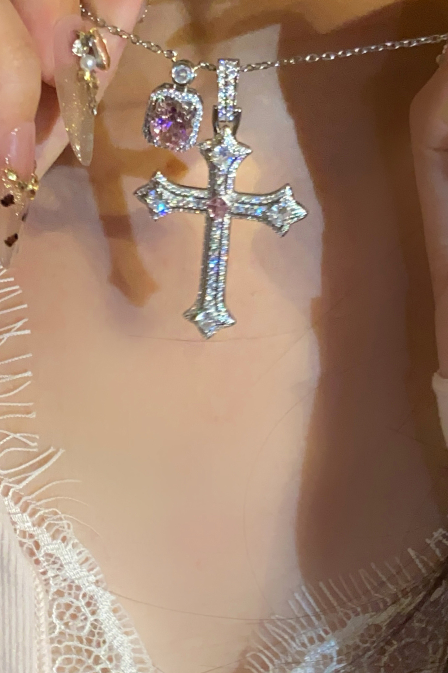 クロスピンクペンダントネックレス