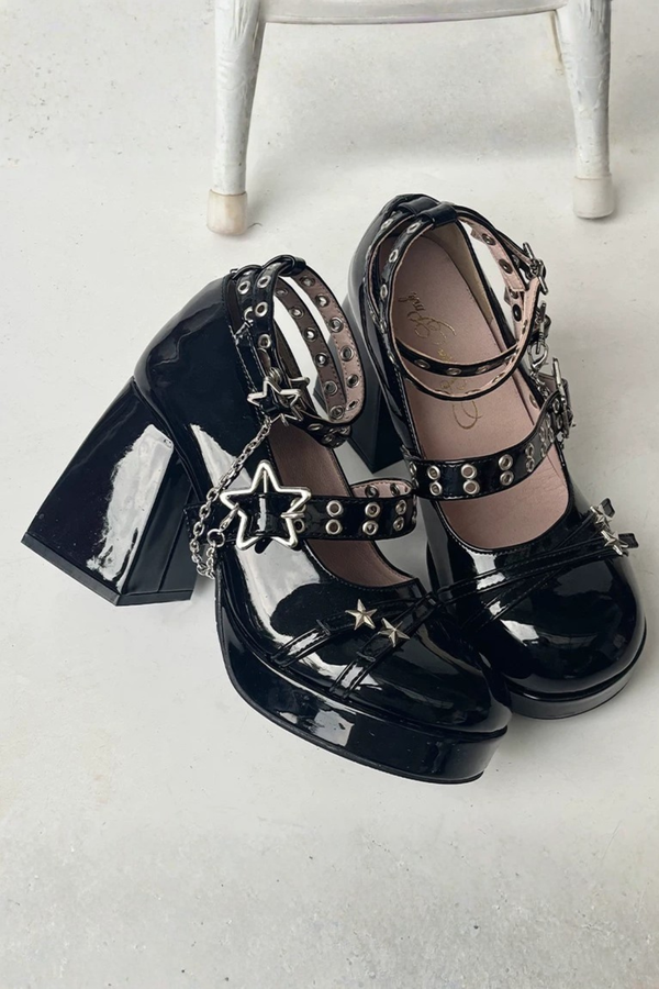 スーパーピンクゴシックマリージェーンシューズ