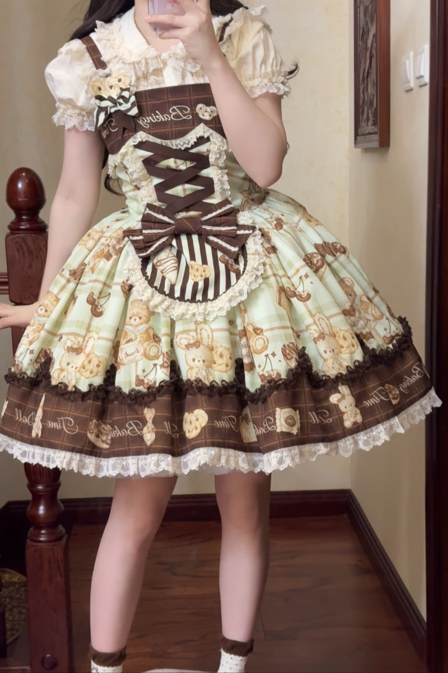 ベアティーパーティーロリータドレス+ジャンパースカート+シャツ+カチューシャ+ブローチ+エプロン