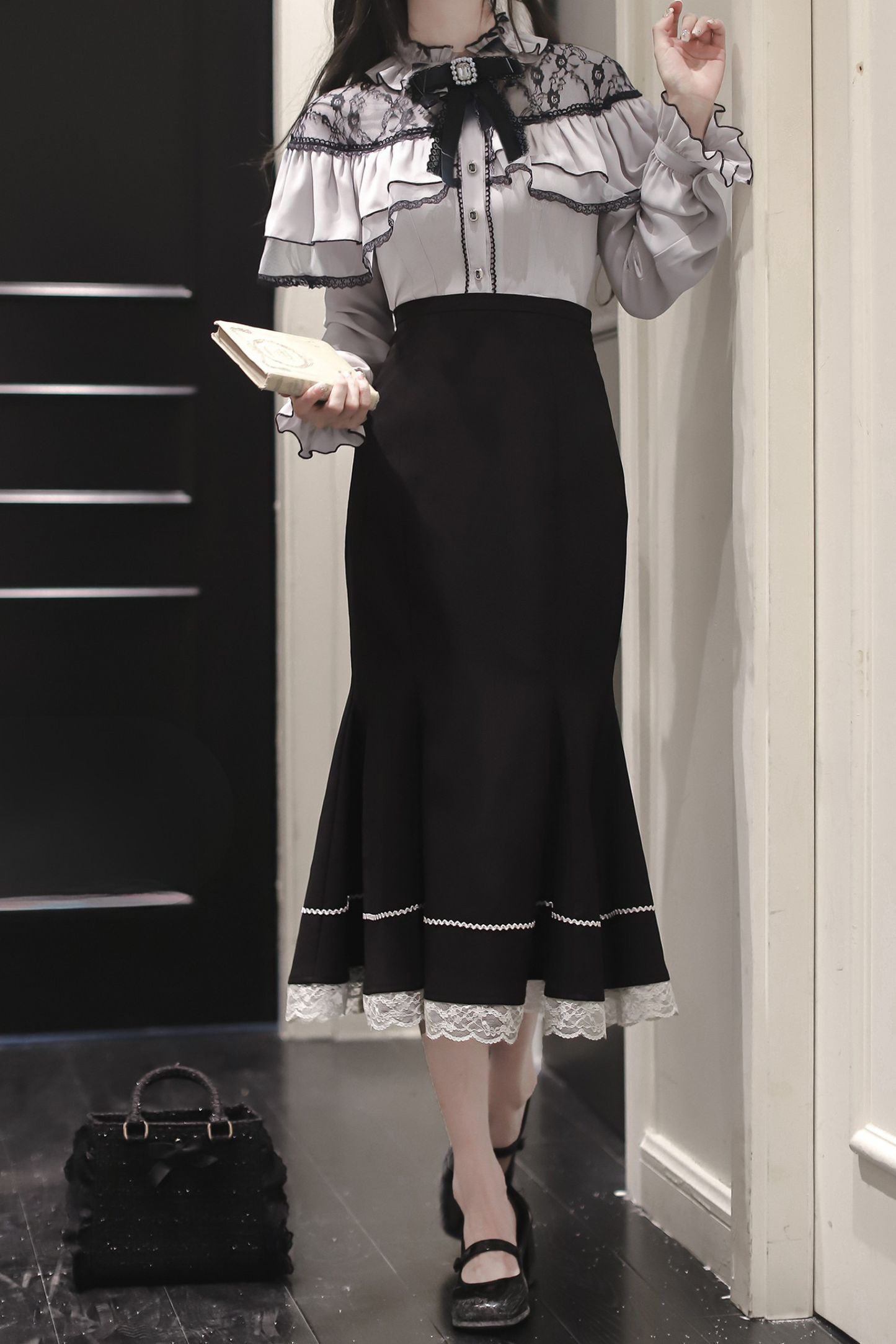 シフォンレースシャツ+フィッシュテールスカート+リボン