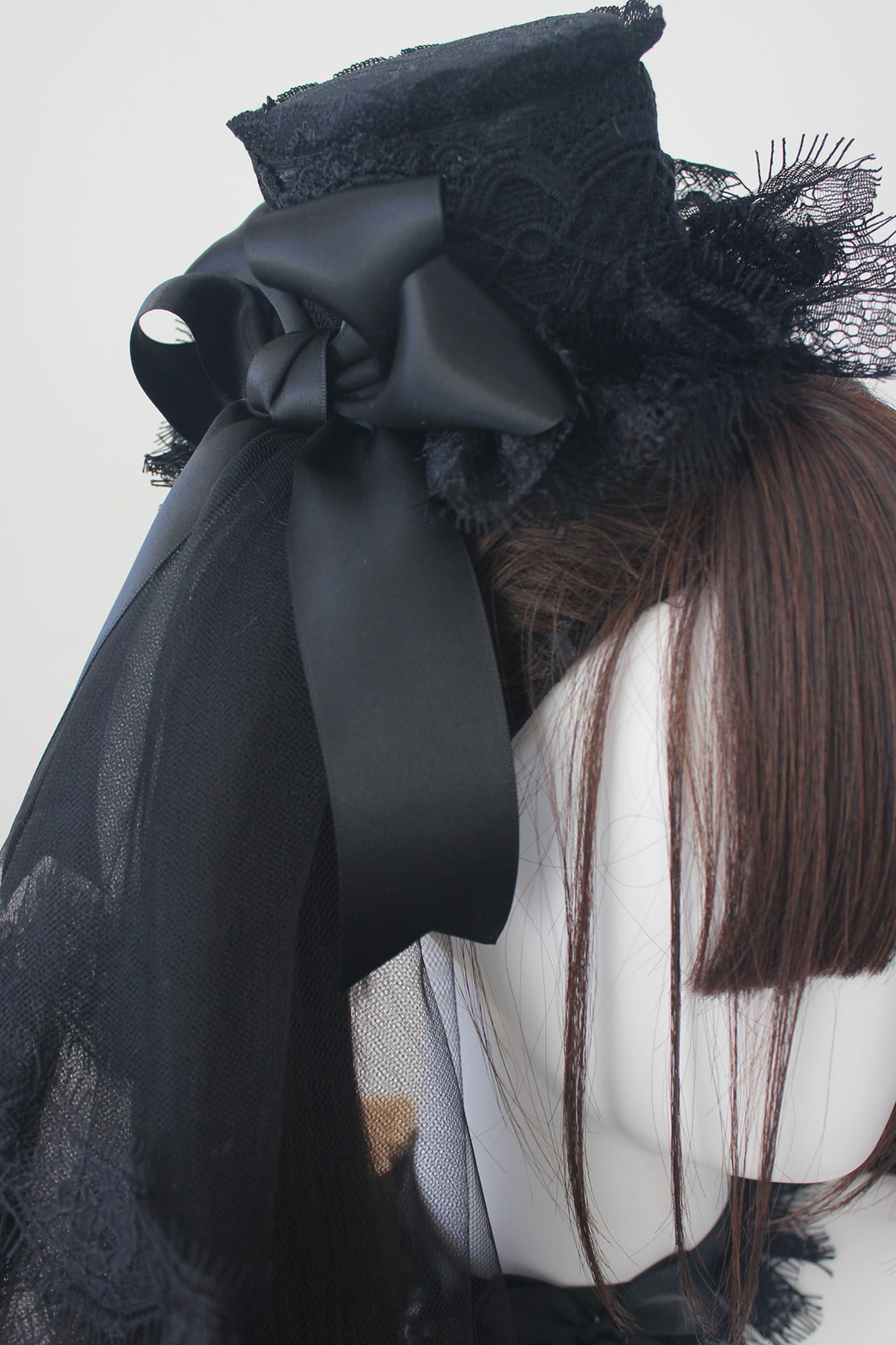 ダークレースゴシックハット+ベール+ヘアバンド+チョーカー+スリーブ