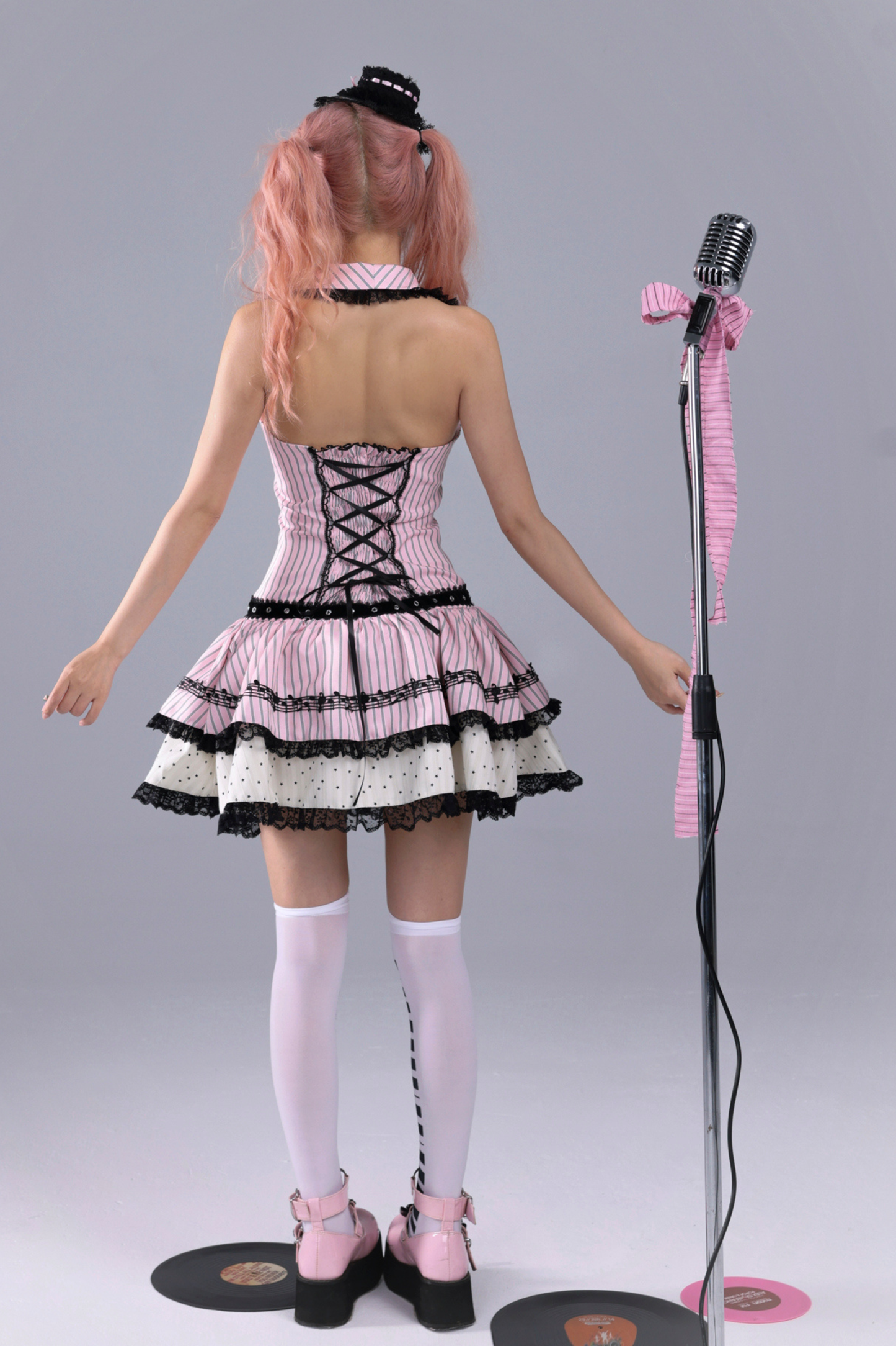 アーシーストライプドパフォーマンスドレス