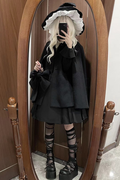 Ribbon Sweet Cape Court