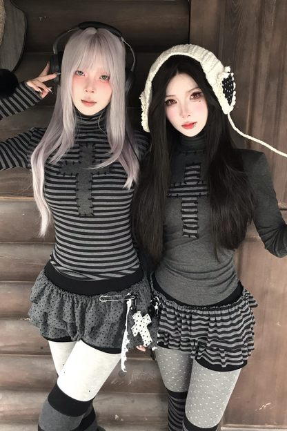 クロスハイネックトップス+パンツスカート+ペンダント