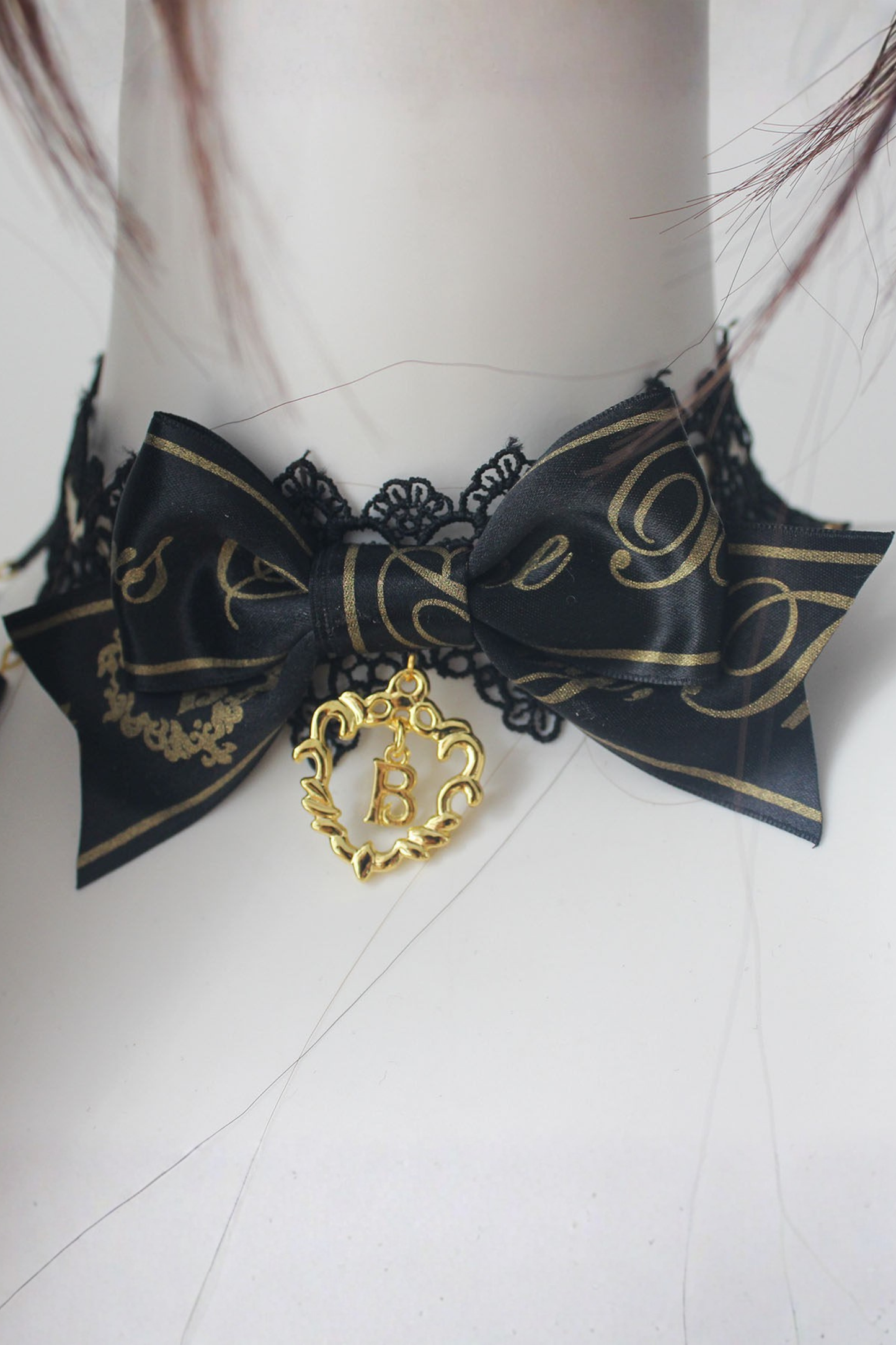 ブラックゴールドロリータヘッドバンド+リボンカチューシャ+チョーカー+ハットベール+スリーブ