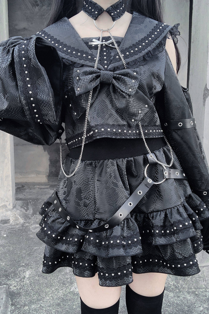 ダークレースアウトフィットトップス+スカート