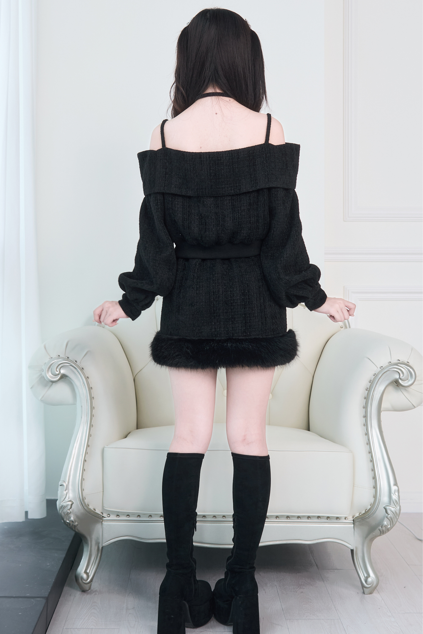 オフショルダーリボントップス+ファースカート