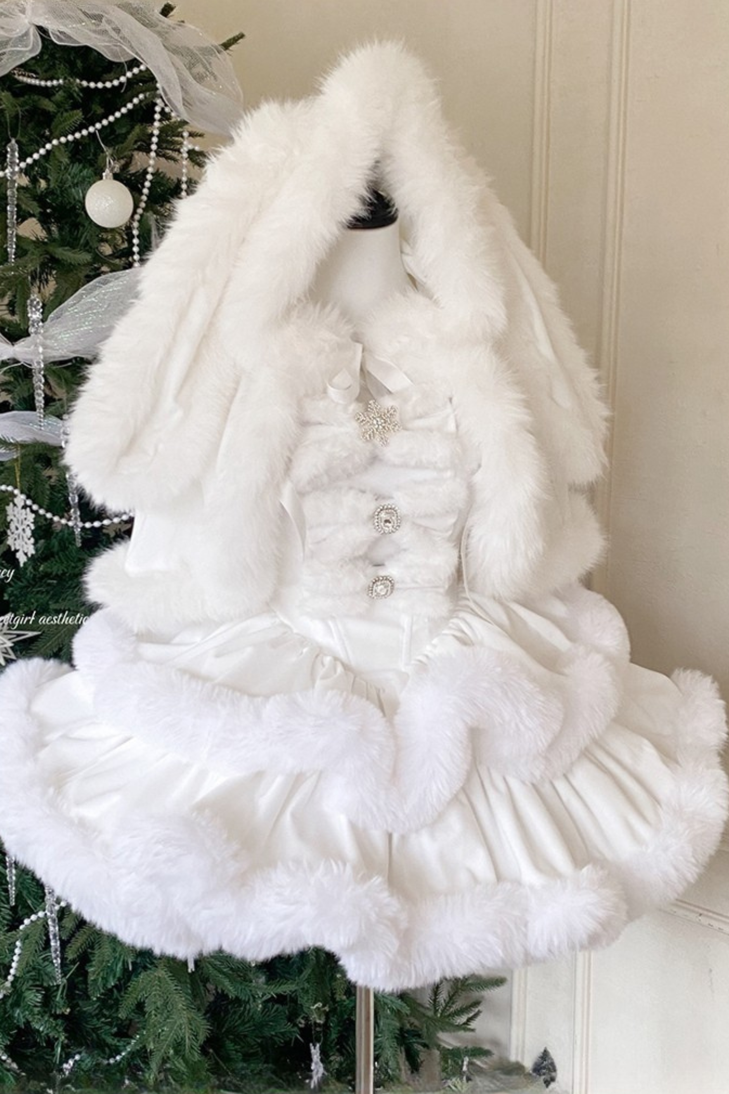 アンゴラファープリンセスドレス+ラビットマント+シアーテール