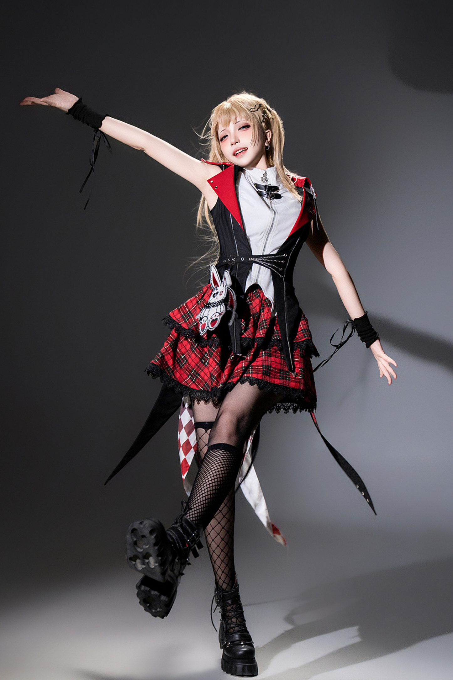 【予約商品】バニーロックスターガールフード付きジャケット+ブラウス+チェックスカート