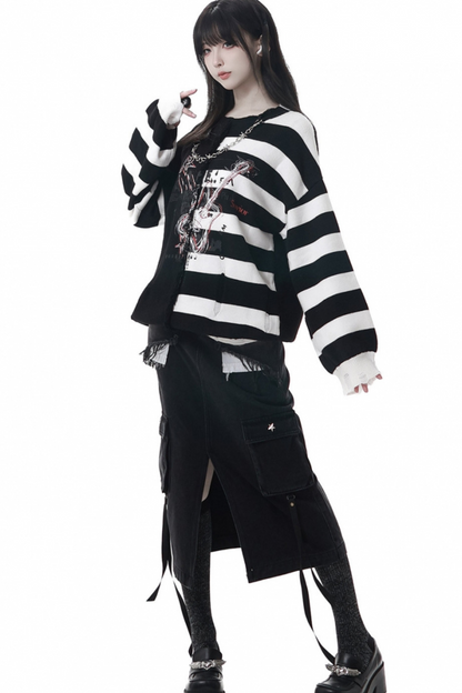 アシメボーダーセーター+デニムスカート