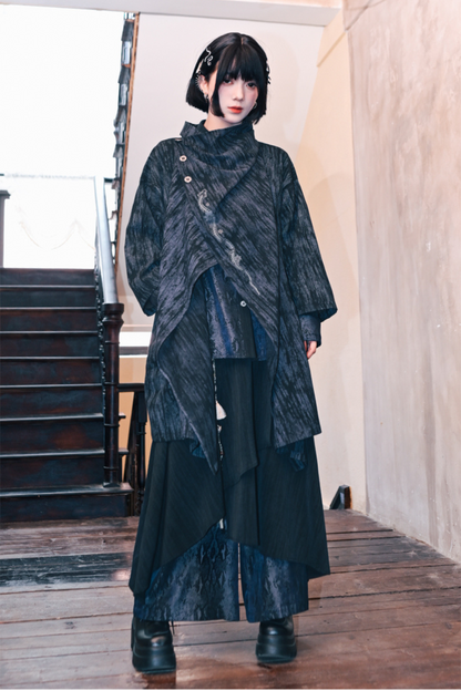 スケールシックケープトップス