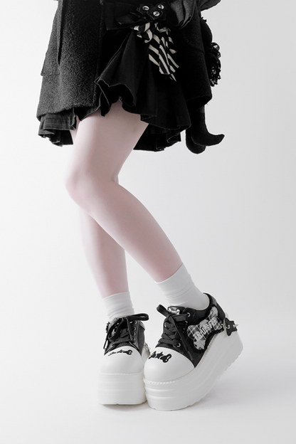 록큰롤 서브컬쳐 두꺼운 스니커즈