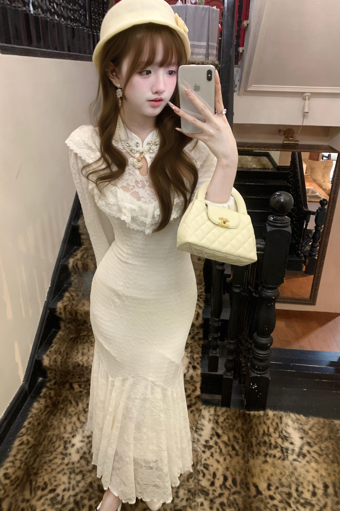 パフスリーブニットレースワンピース