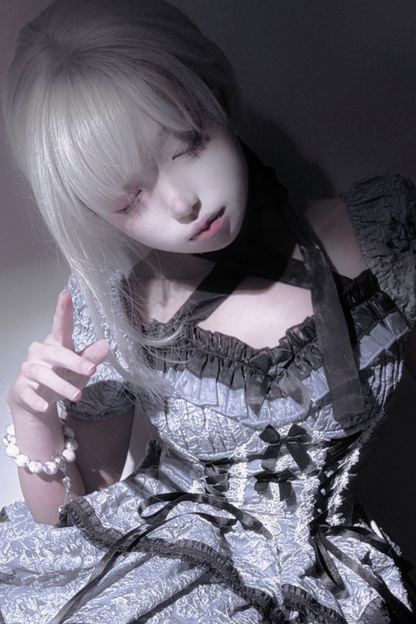 ダークブルーゴシックロリータドレス