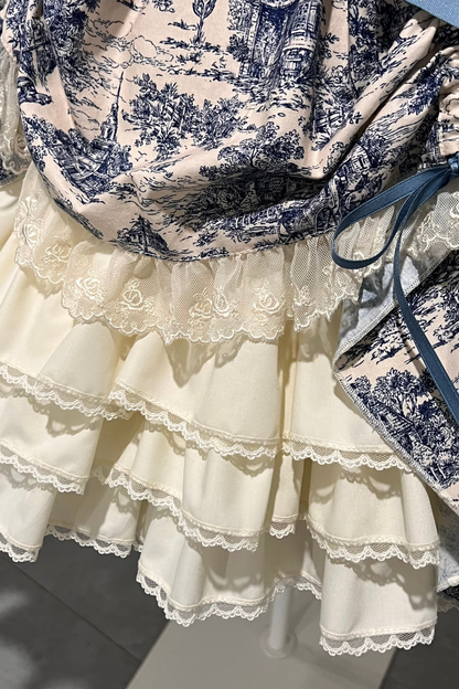 [Vorbestellfrist: 1. Maerz] Eleganter Asiatischer Lolita Traegerrock + Oberteil + Flache Muetze