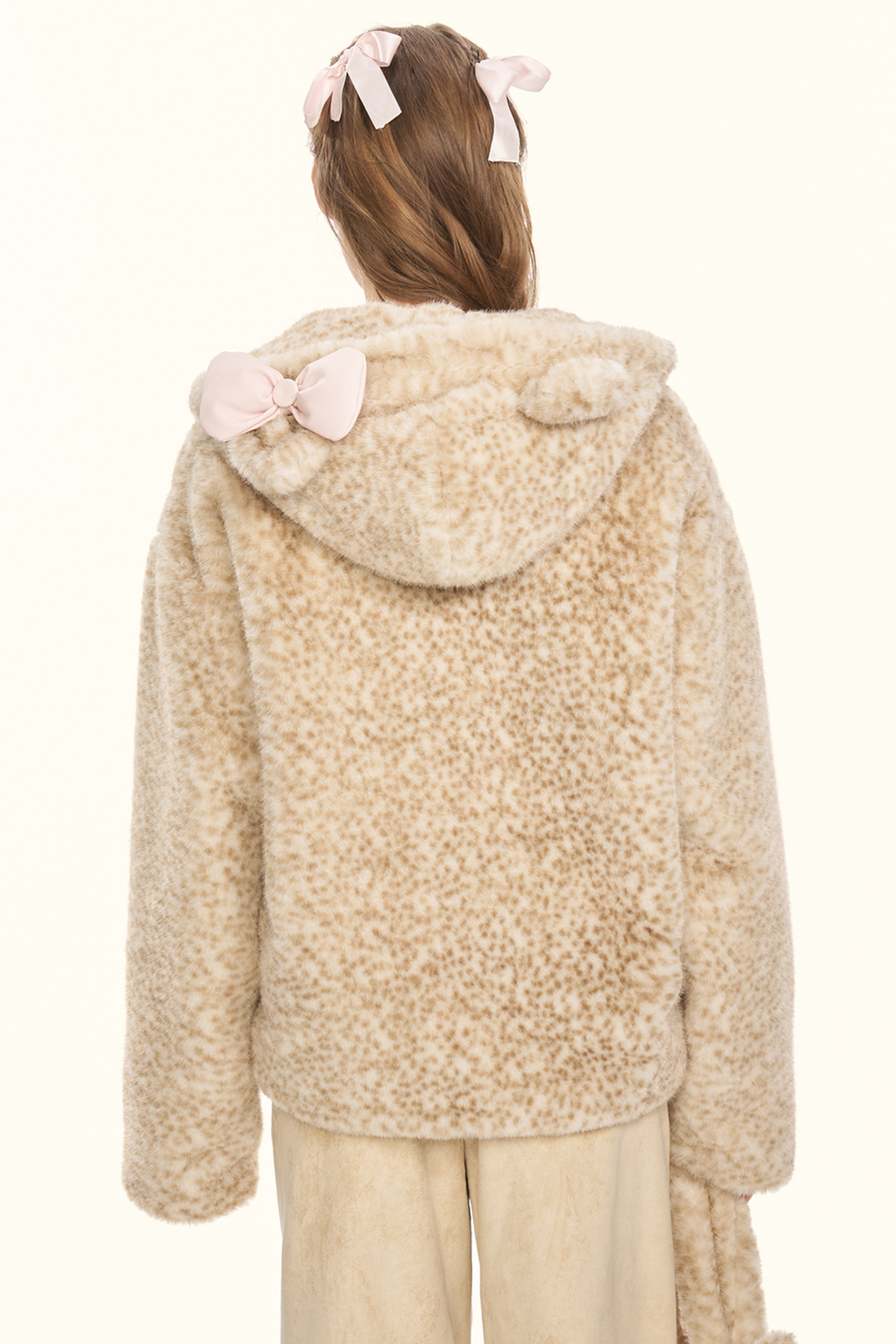 リトルミルクレオパードリボンフードコート